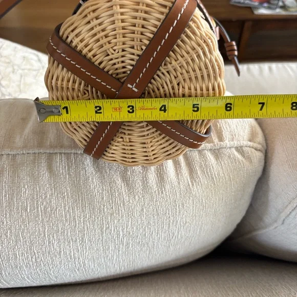 Tory Burch Natural Wicker Crossbody with Tan Leather Trim and Gold Hardware - Picture 4 of 7